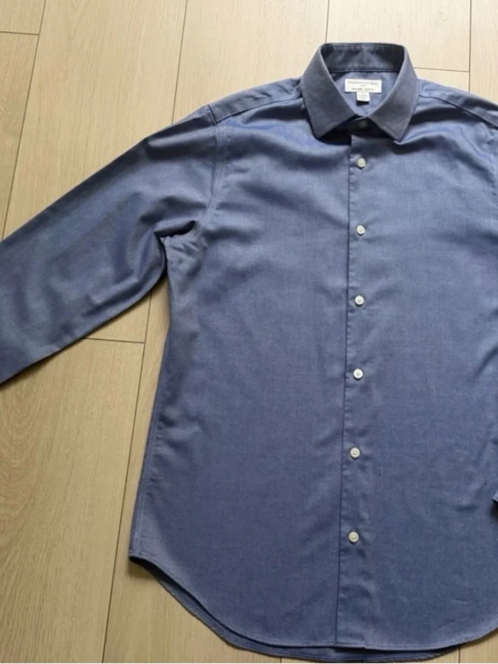 Banana Republic Men's Blue Long-Sleeve Dress Shirt